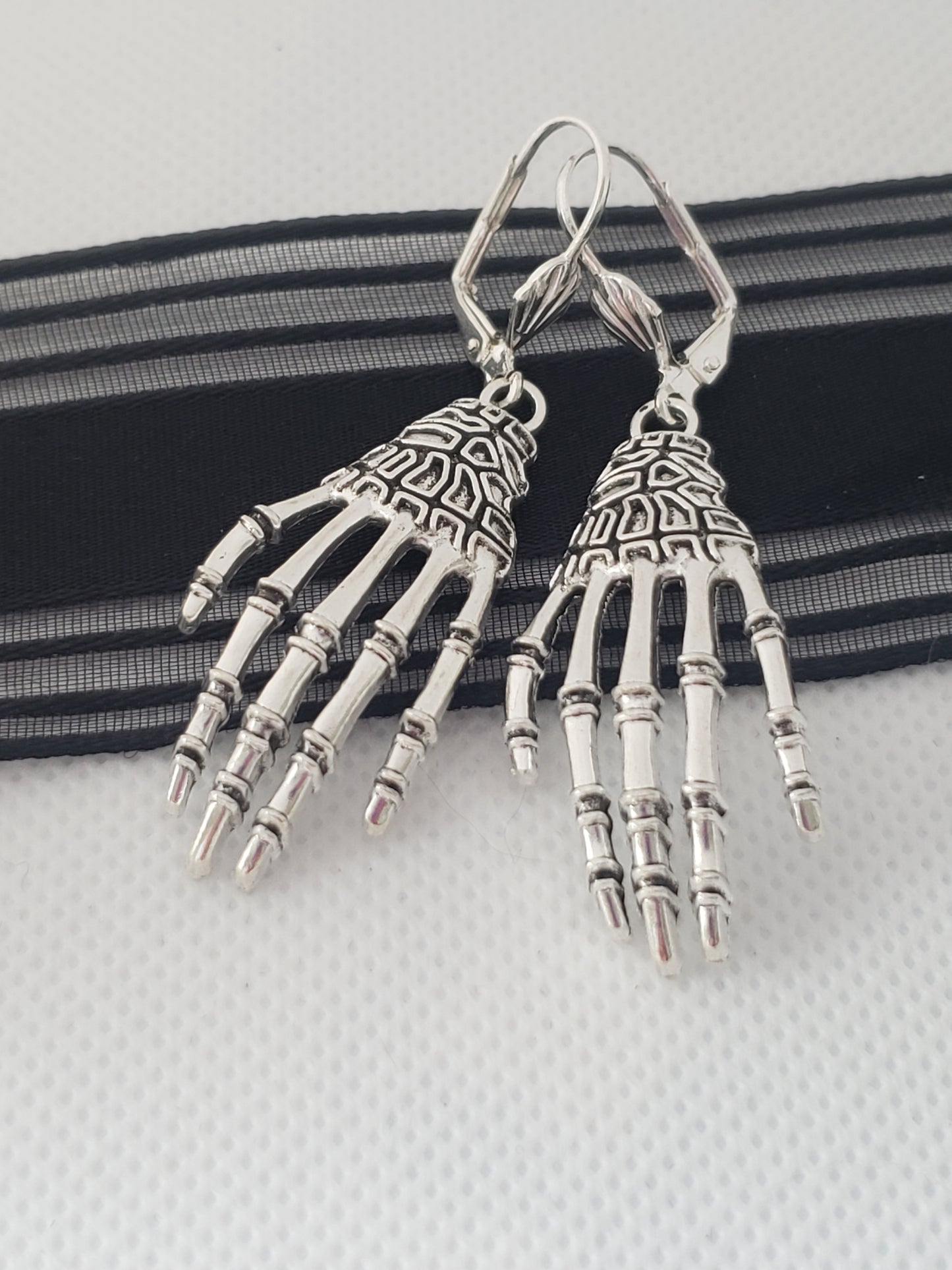 Villian Hand Earrings