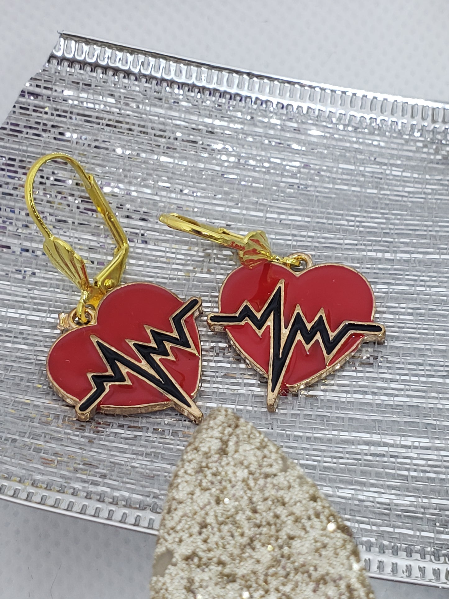 Heartthrob Earrings