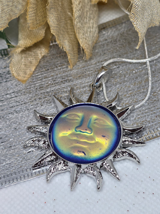 Ray of You necklace