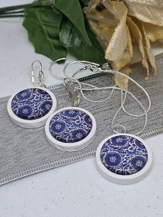 Blue Flora Wood Jewelry Set