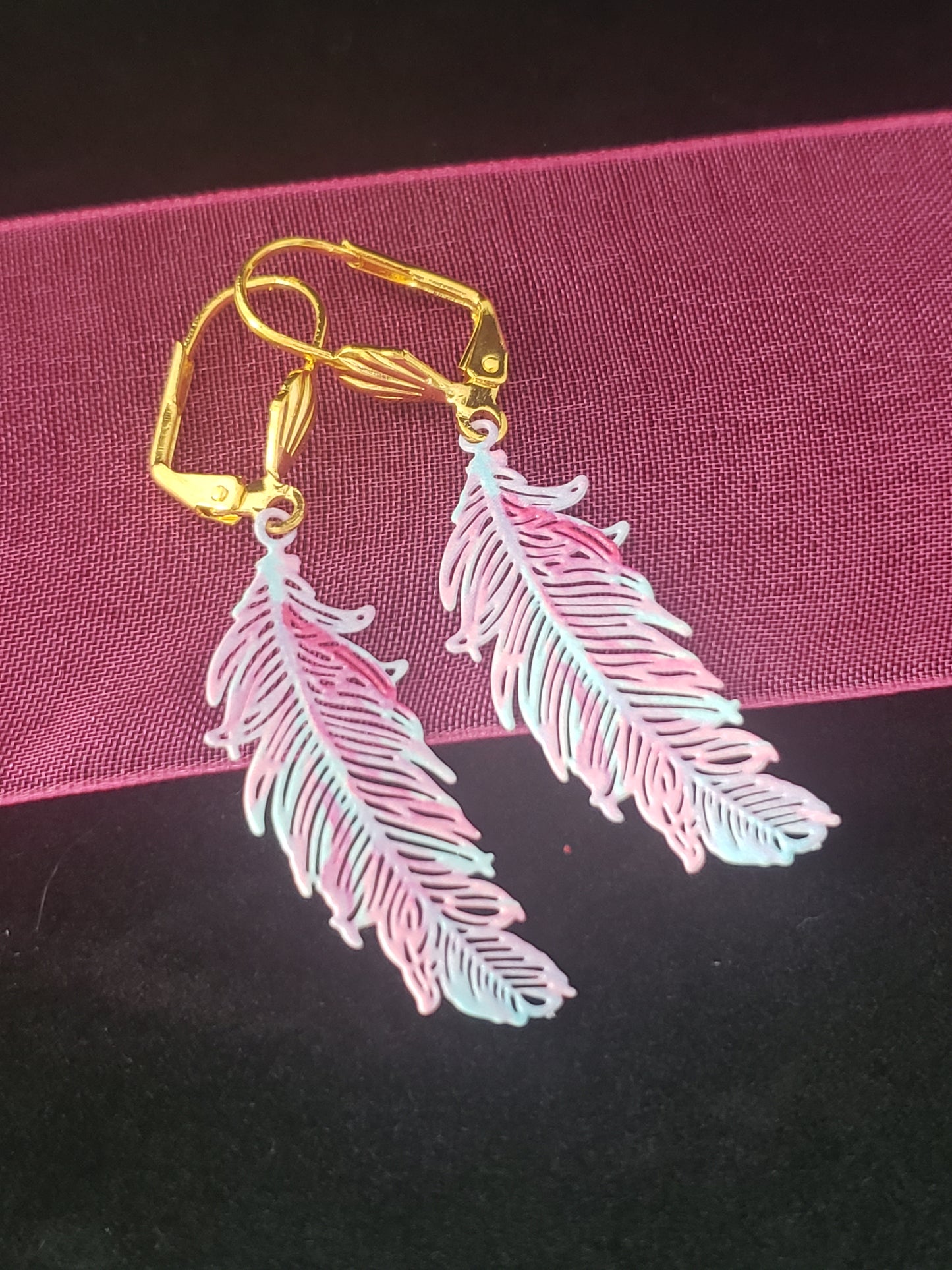 Lightweight Feather Earrings (3 styles)